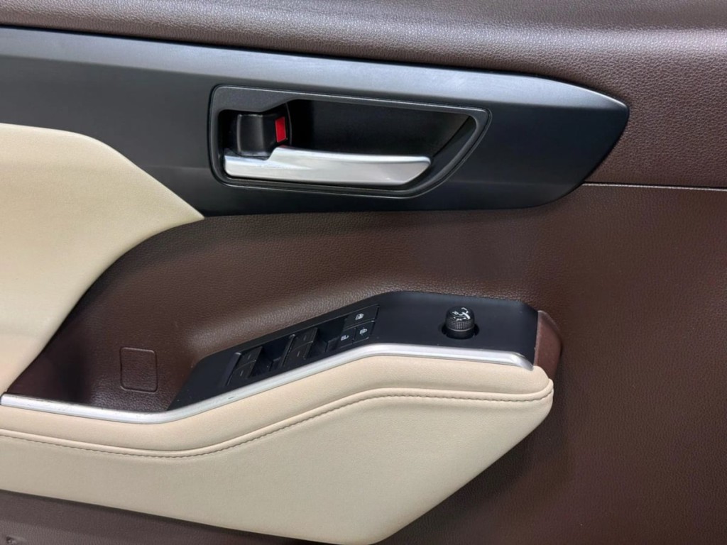 2020 Toyota Highlander Image 33