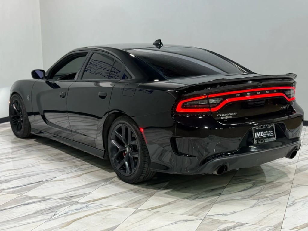 2019 Dodge Charger Image 9