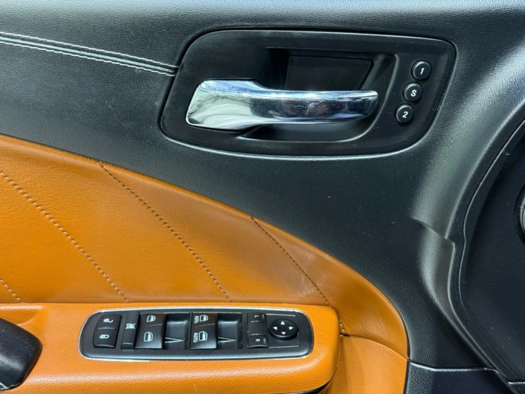 2019 Dodge Charger Image 11