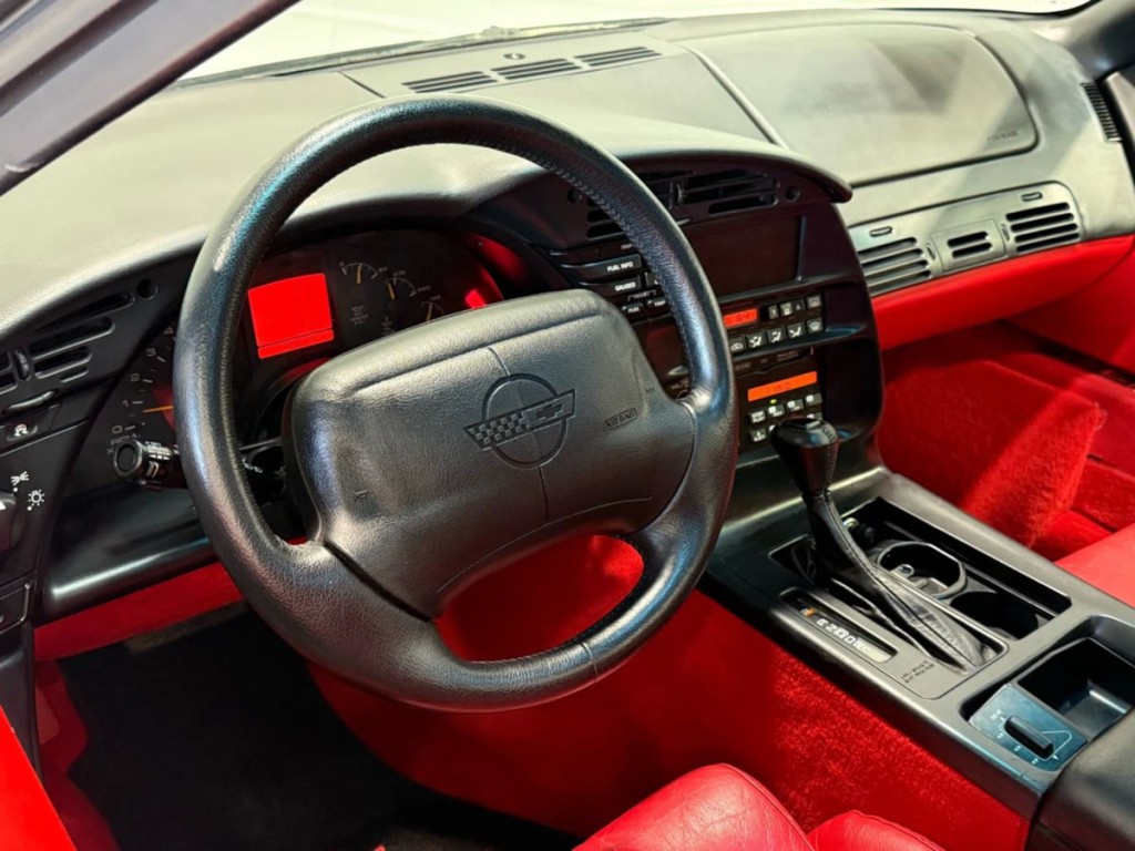 1995 Chevrolet Corvette Image 22