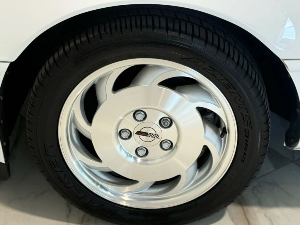 1995 Chevrolet Corvette Image 27
