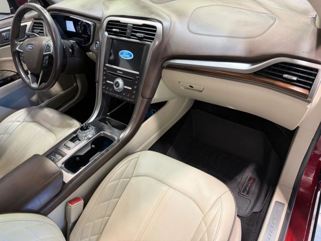 2017 Ford Fusion Image 27