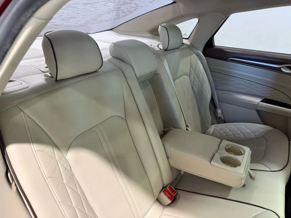 2017 Ford Fusion Image 31