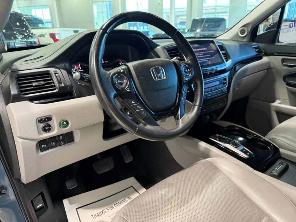 2017 Honda Pilot Image 14