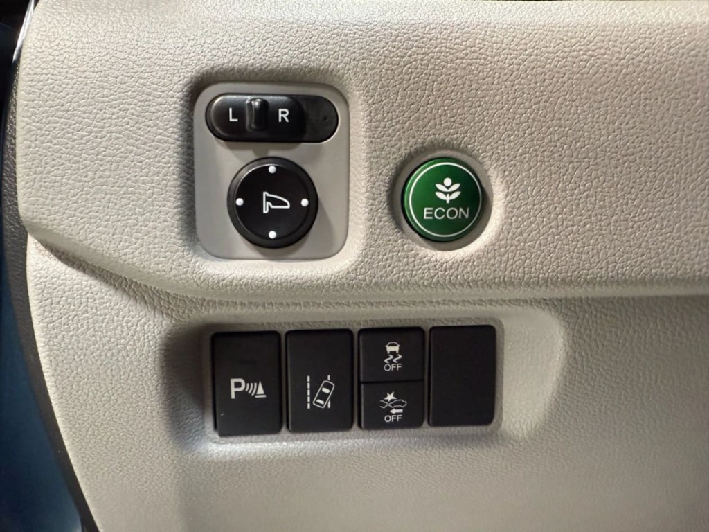 2017 Honda Pilot Image 15