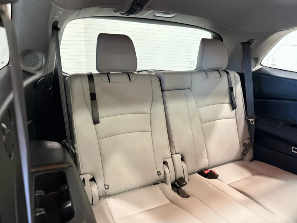 2017 Honda Pilot Image 39
