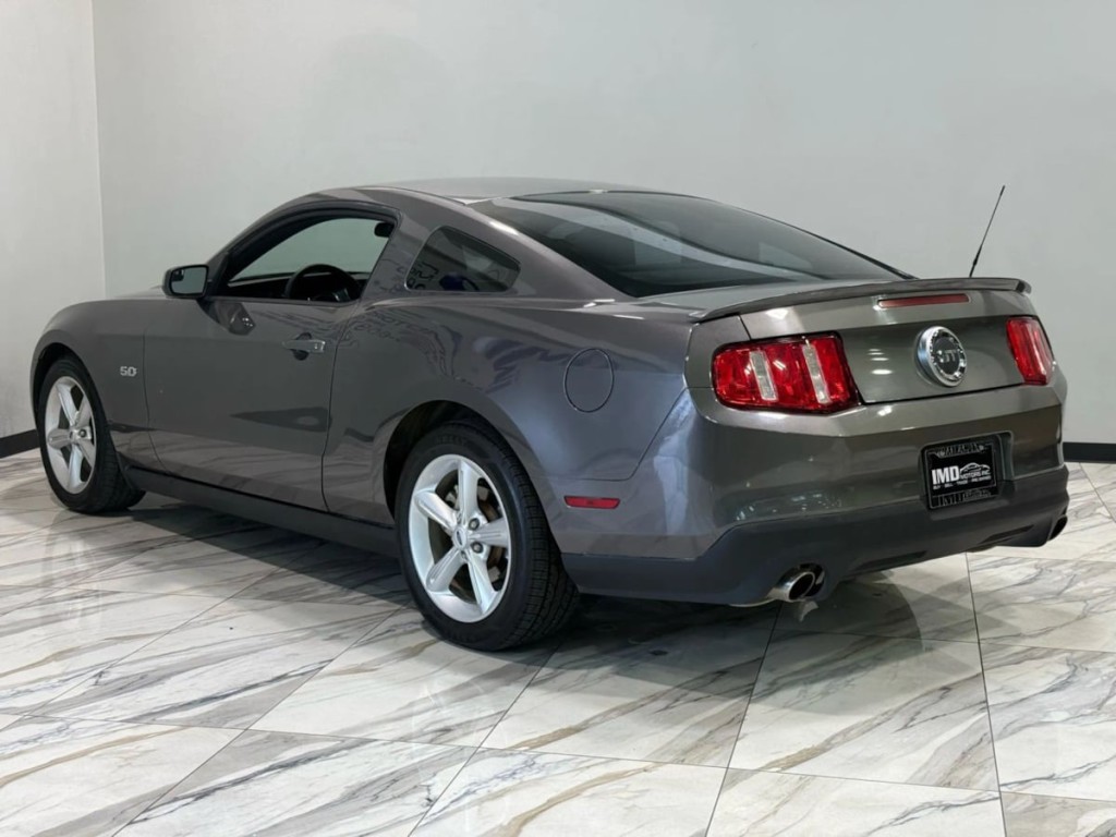 2012 Ford Mustang Image 9