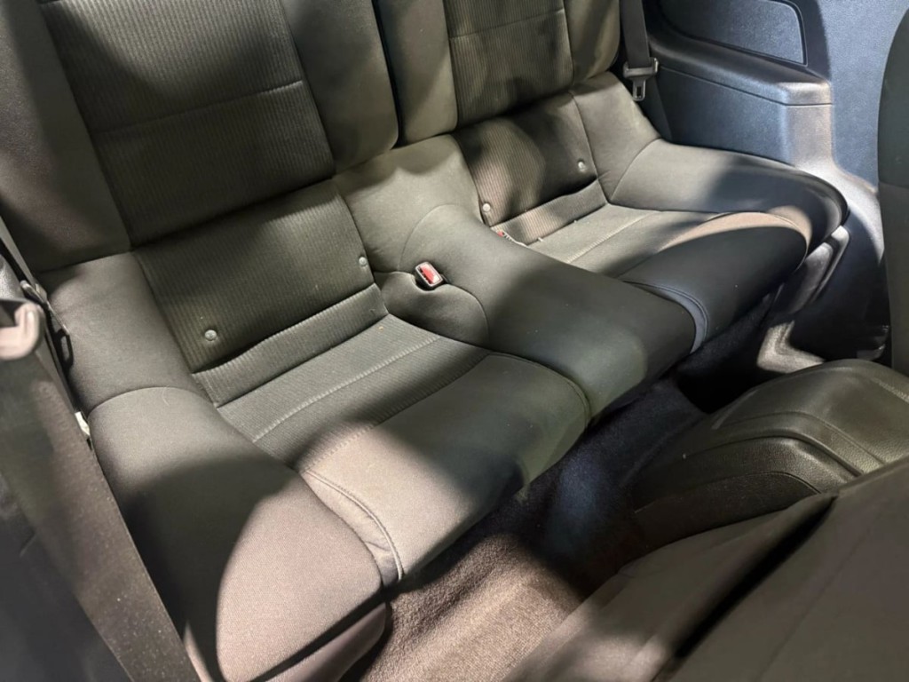 2012 Ford Mustang Image 26