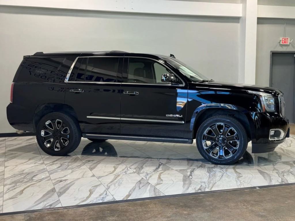 2020 GMC Yukon Image 6