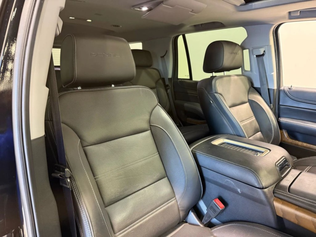 2020 GMC Yukon Image 29