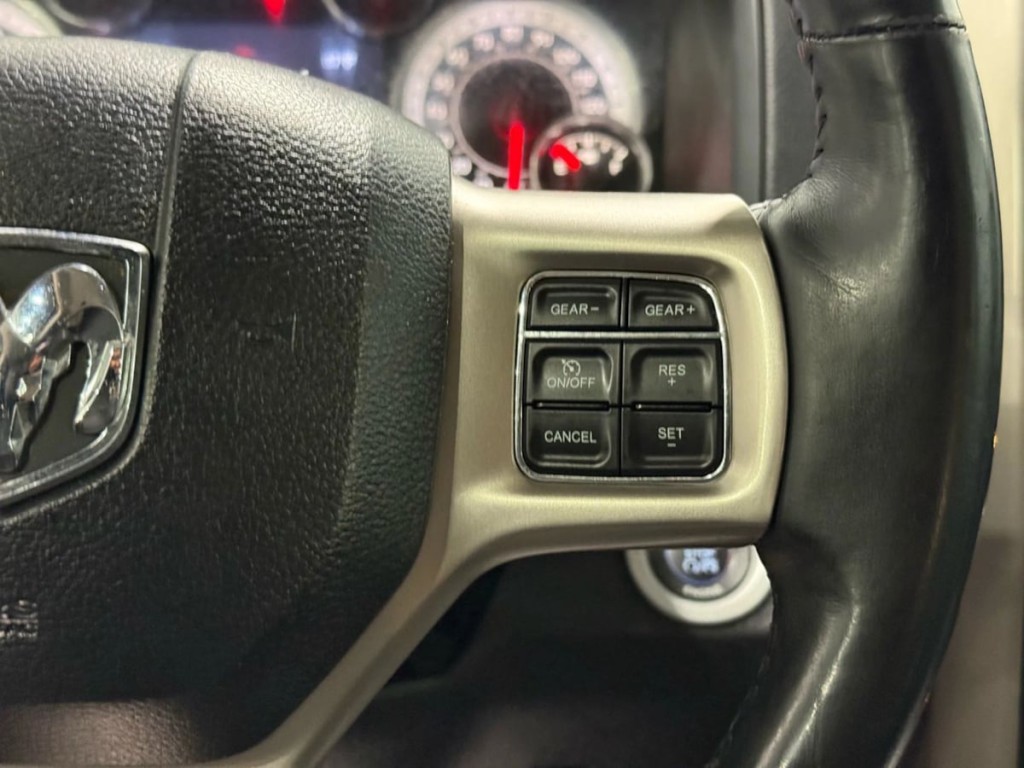 2014 RAM 1500 Image 14