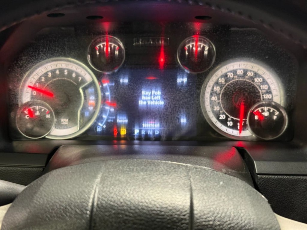 2014 RAM 1500 Image 15