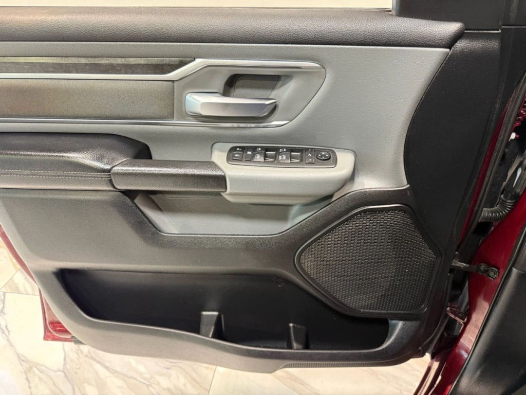 2019 RAM 1500 Image 12