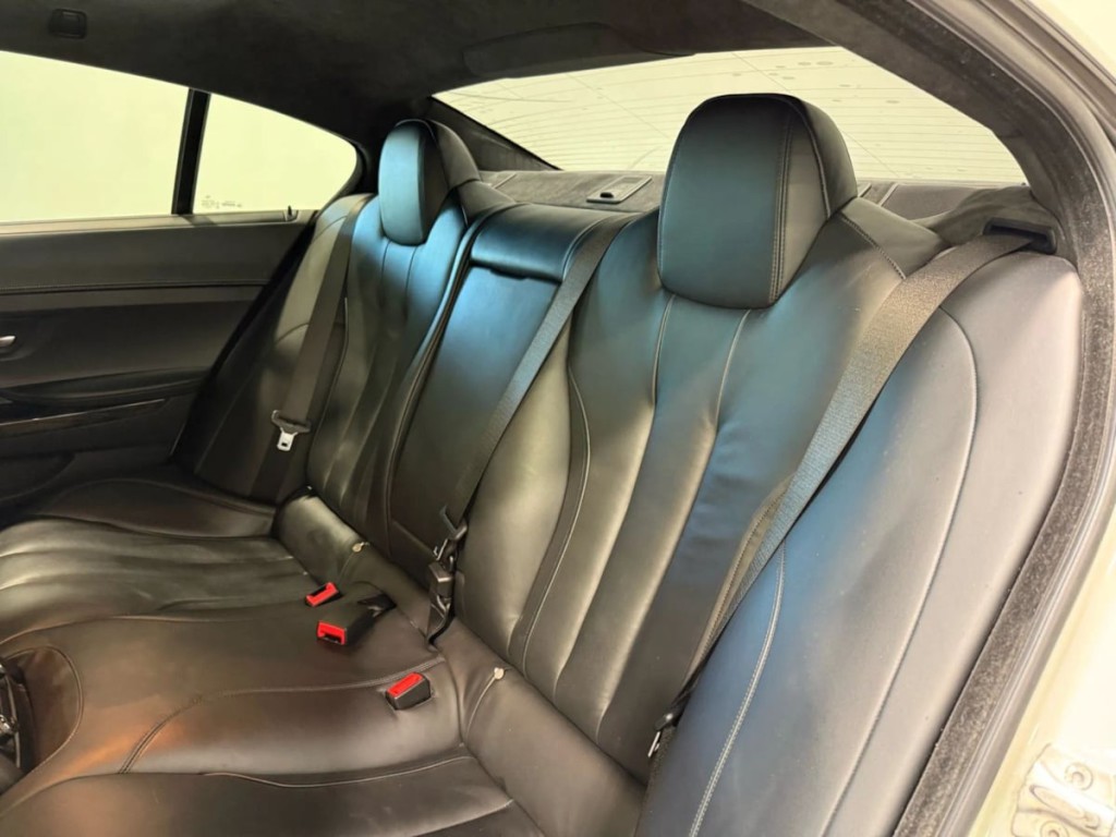 2016 BMW 6 Series Image 25
