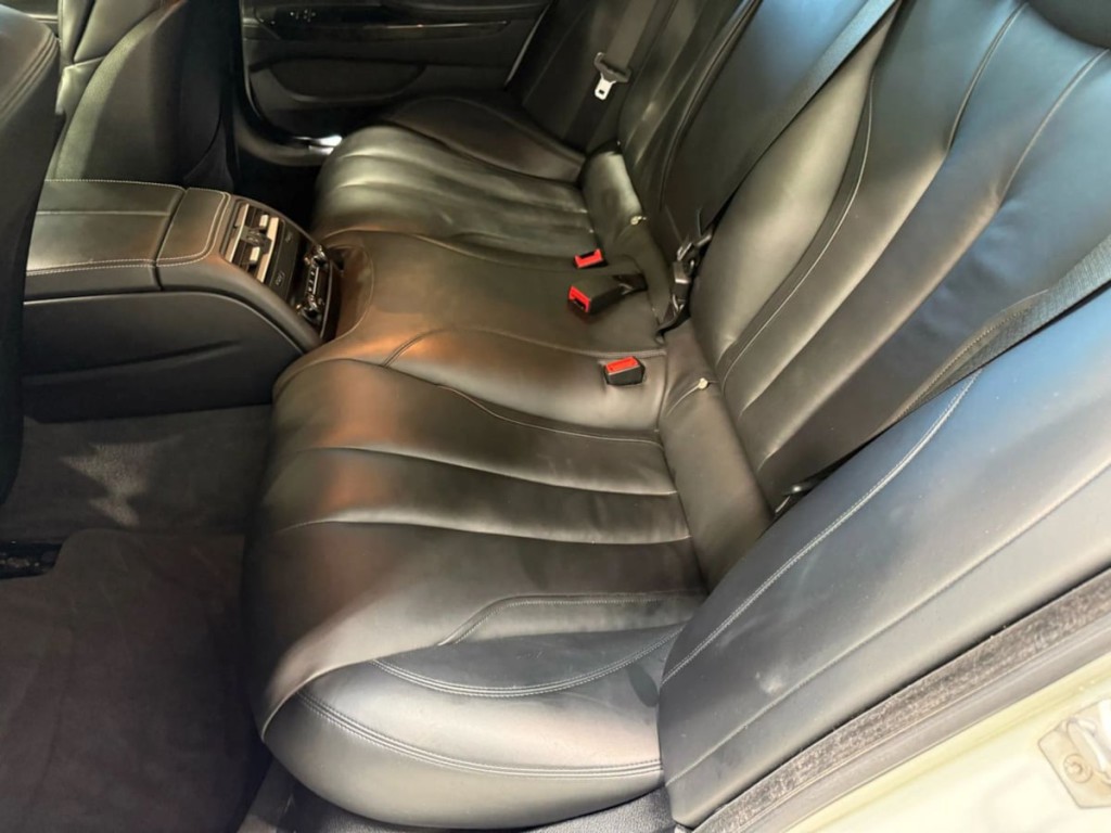 2016 BMW 6 Series Image 26