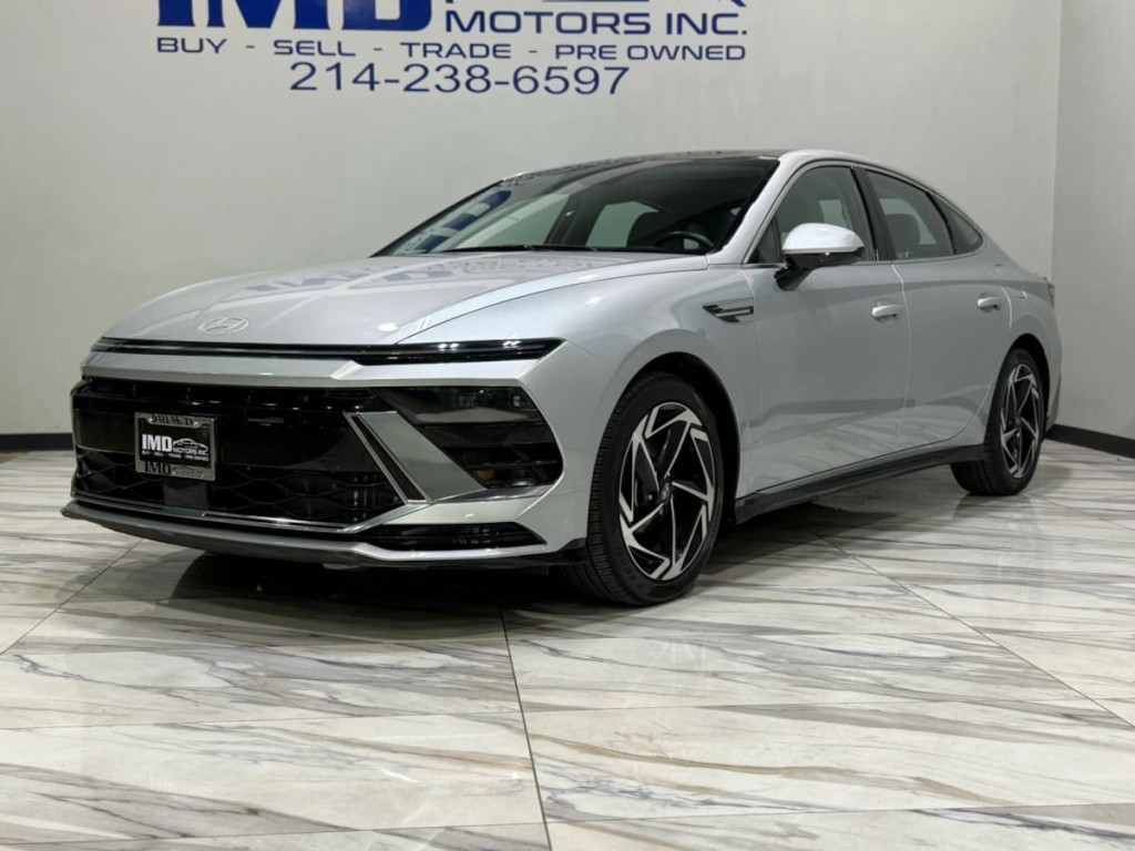 2025 Hyundai Sonata Image 2