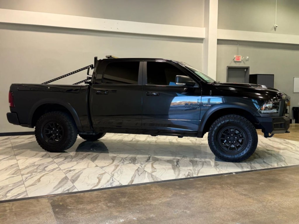 2017 RAM 1500 Image 6