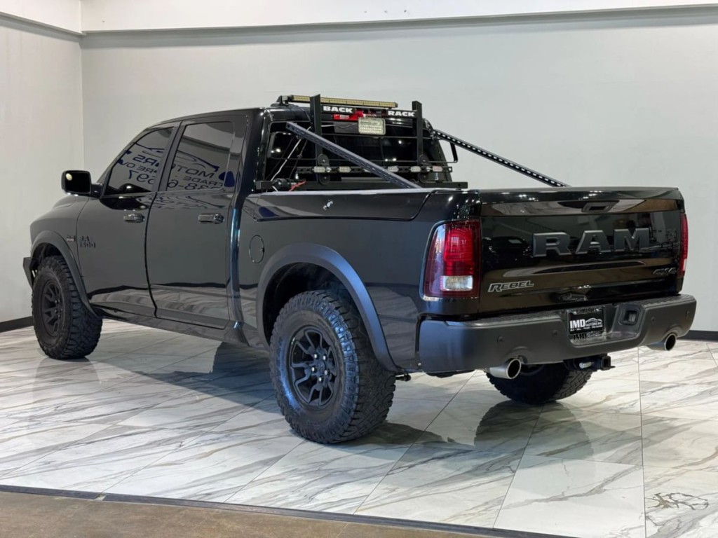 2017 RAM 1500 Image 9