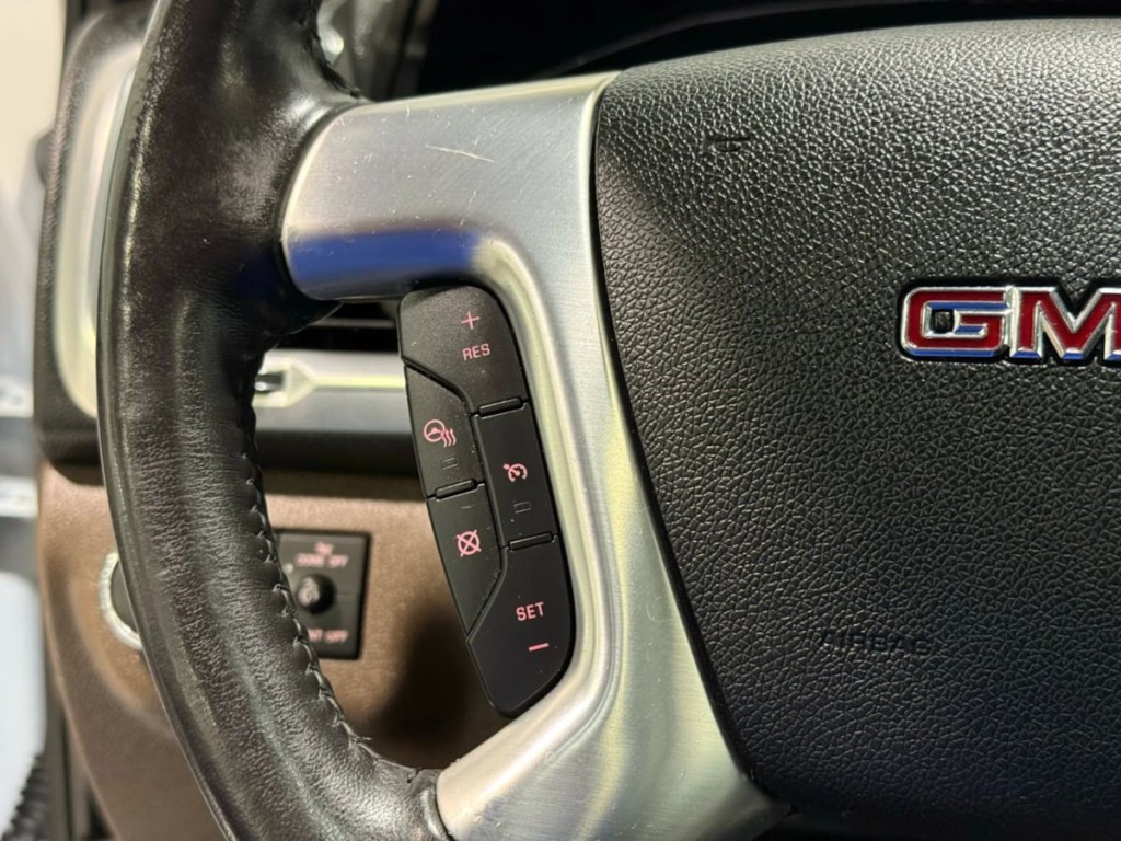 2017 GMC Acadia Image 17