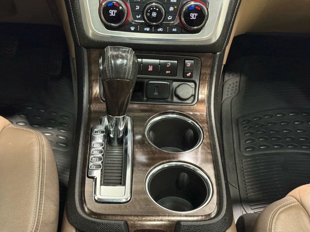 2017 GMC Acadia Image 22