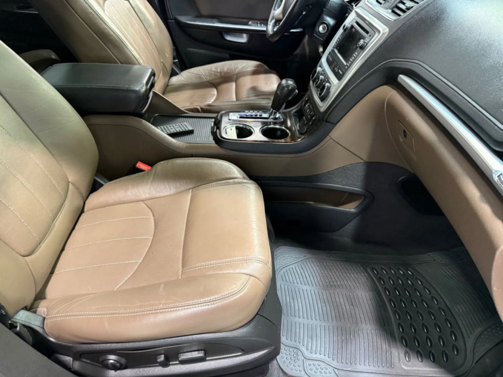 2017 GMC Acadia Image 29