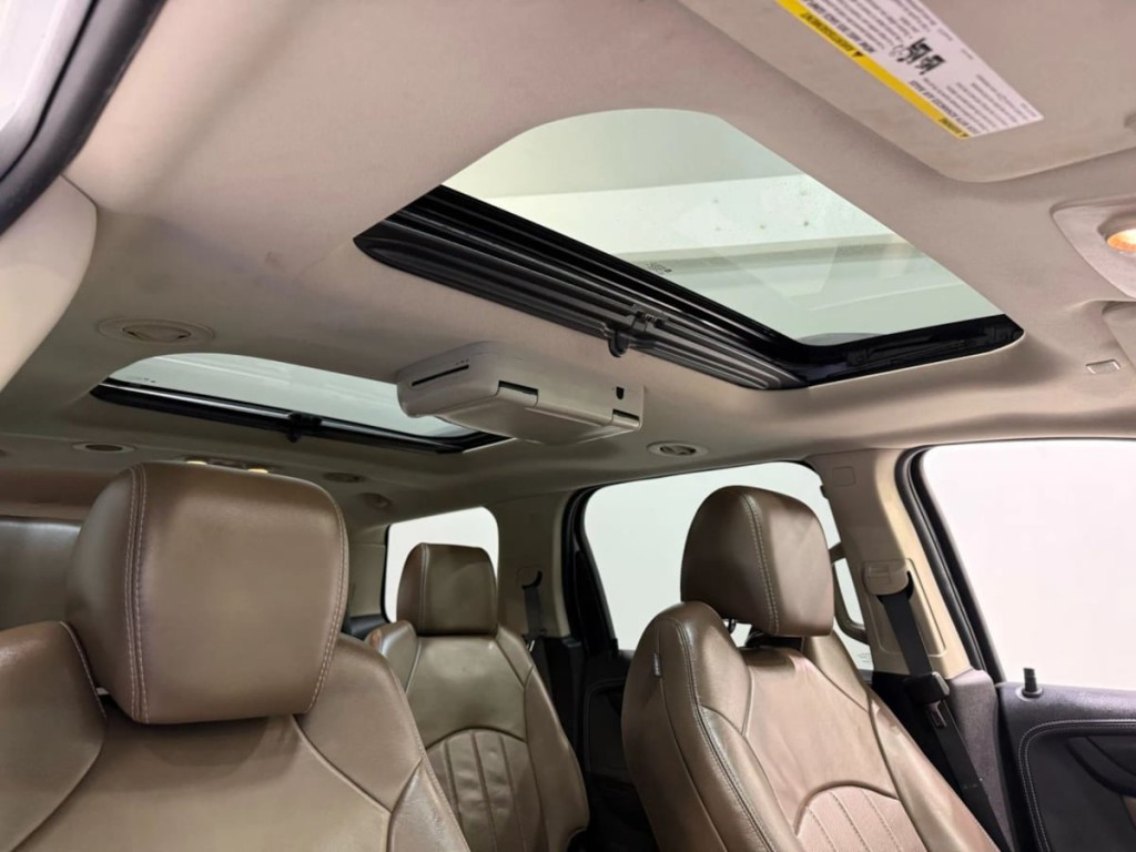 2017 GMC Acadia Image 30