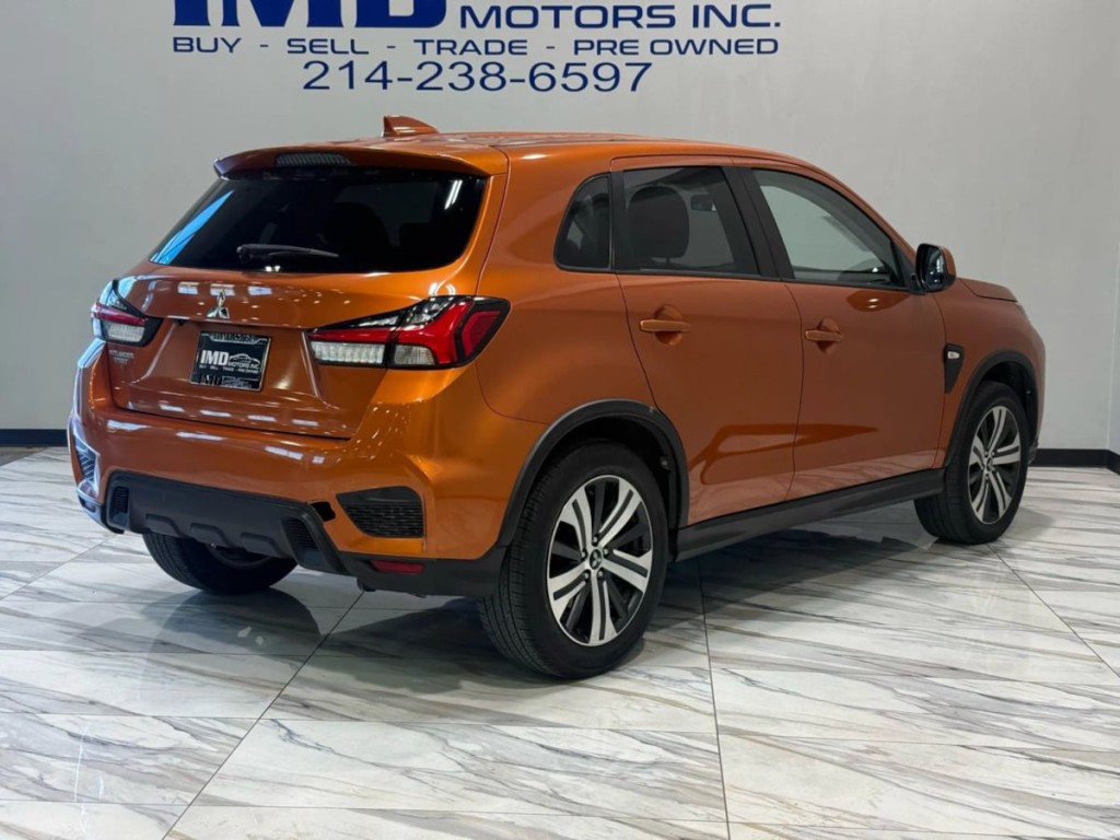 2020 Mitsubishi Outlander Image 7