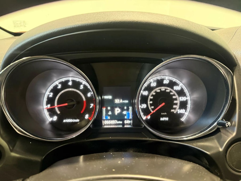 2020 Mitsubishi Outlander Image 18