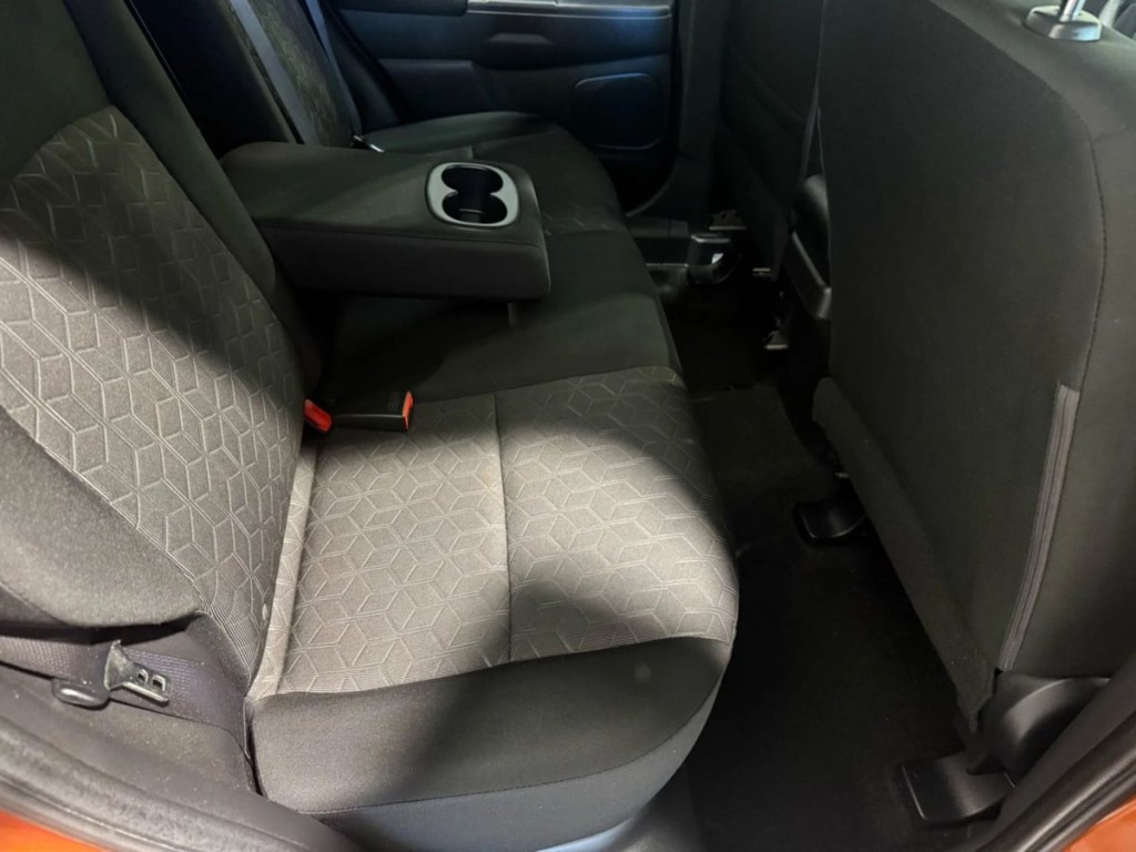 2020 Mitsubishi Outlander Image 31