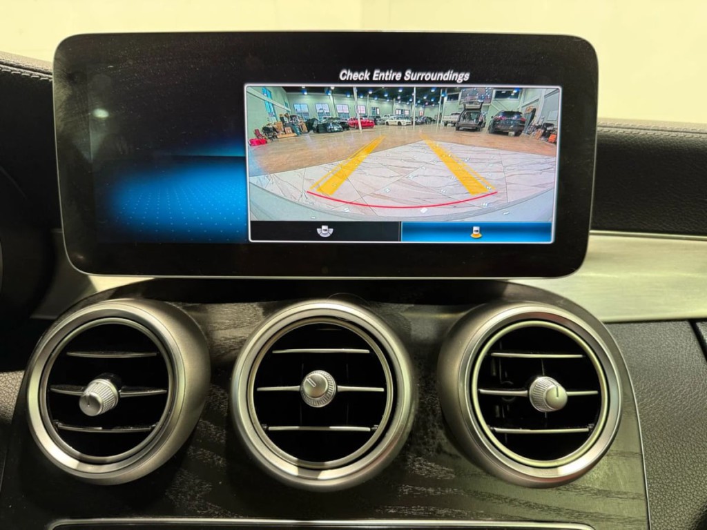 2019 Mercedes-Benz C-Class Image 24