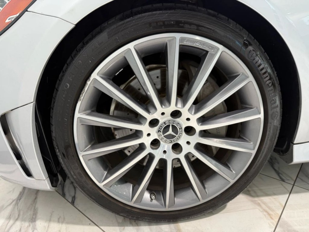 2019 Mercedes-Benz C-Class Image 26