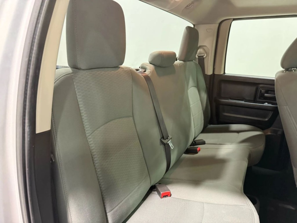 2015 RAM 1500 Image 26