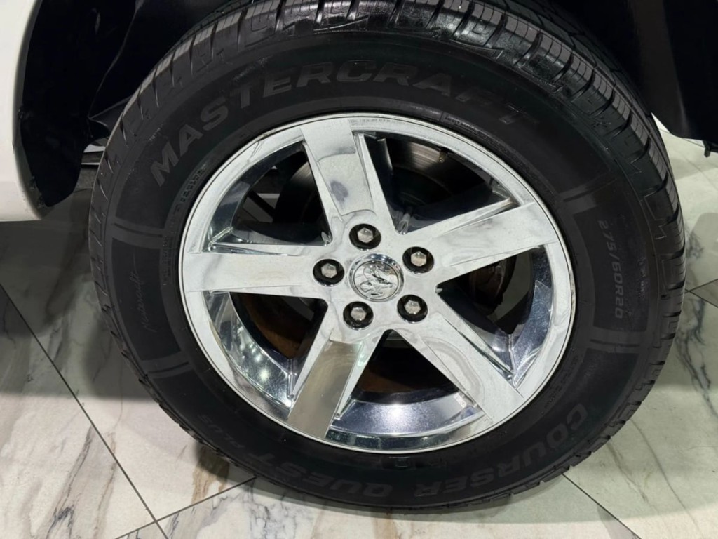 2015 RAM 1500 Image 28