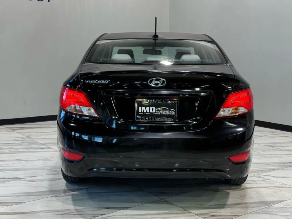 2016 Hyundai Accent Image 7