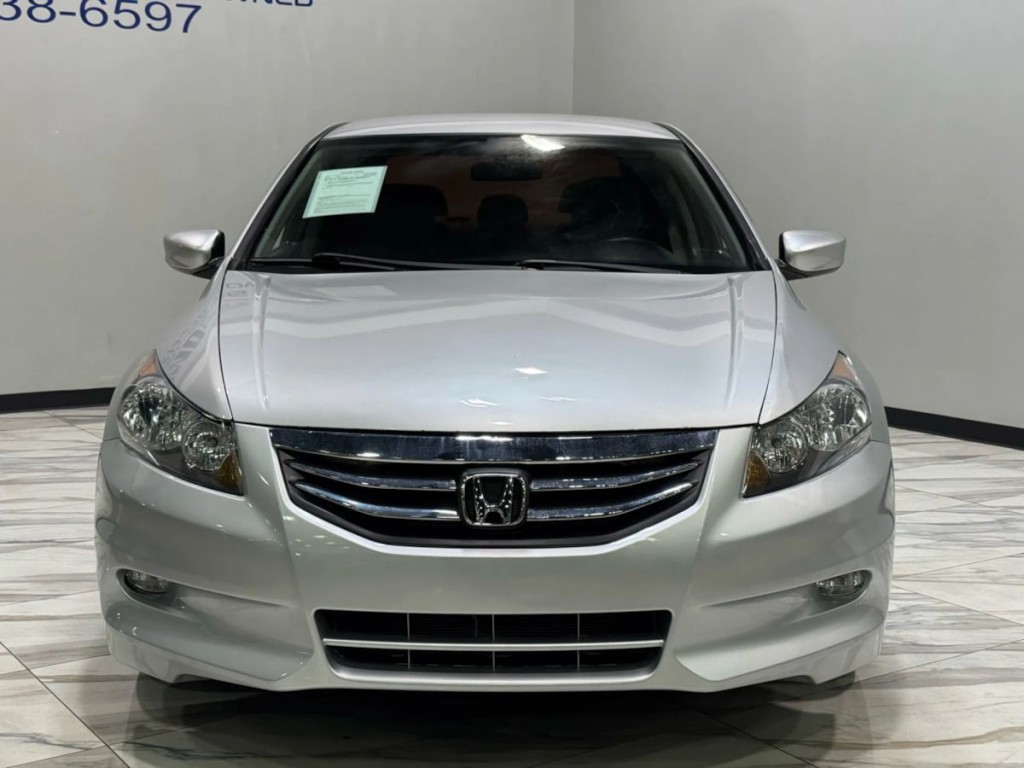 2012 Honda Accord Image 3