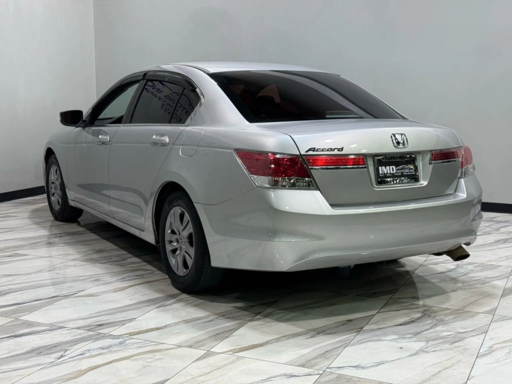 2012 Honda Accord Image 8