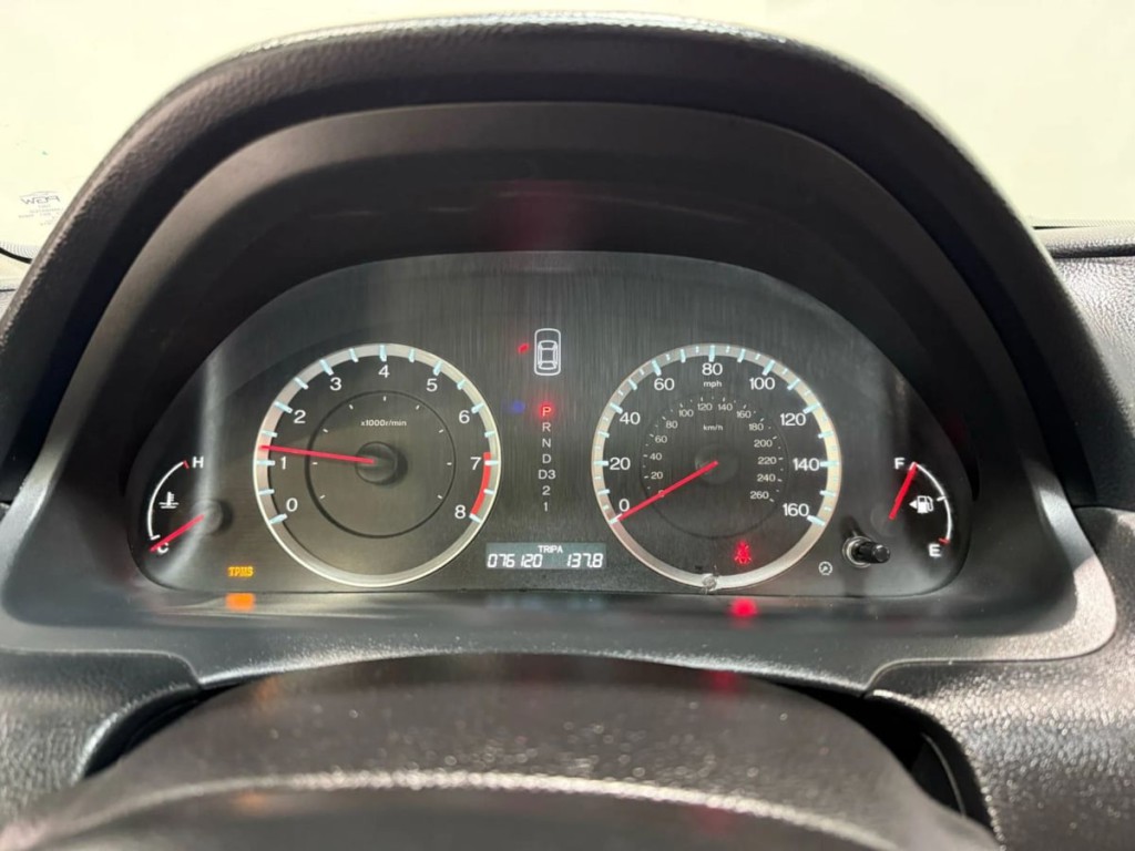 2012 Honda Accord Image 16