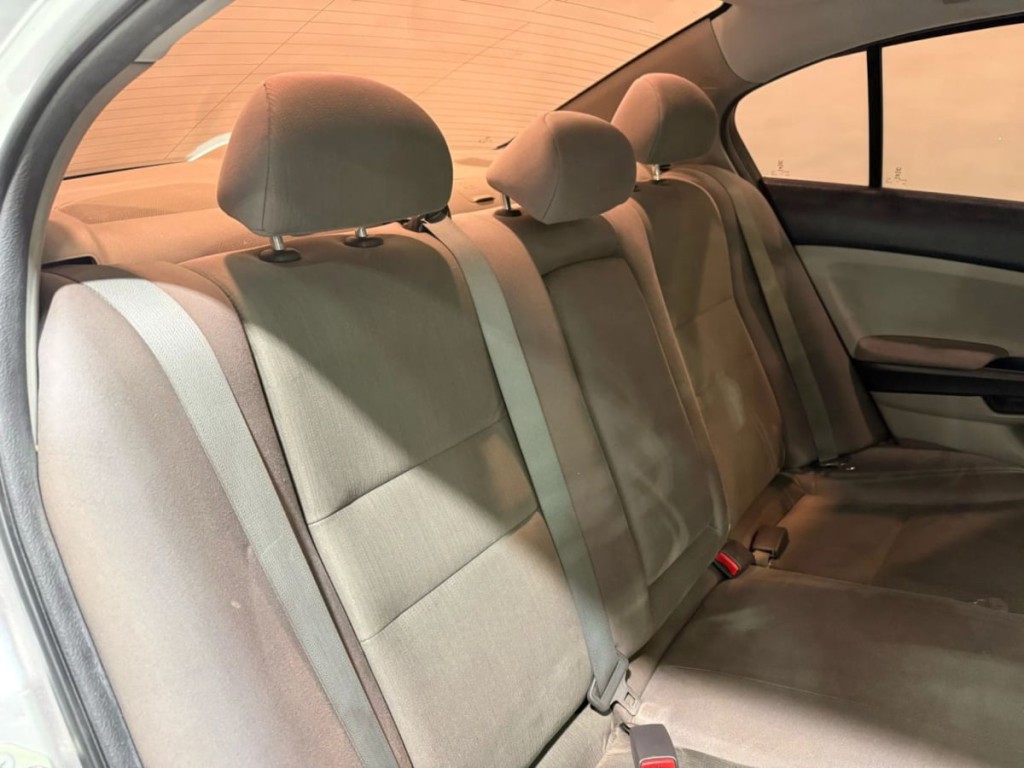 2012 Honda Accord Image 27