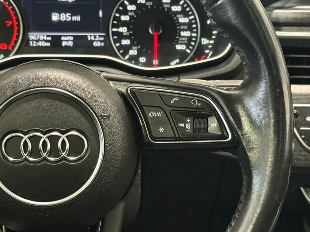 2018 Audi A4 Image 17