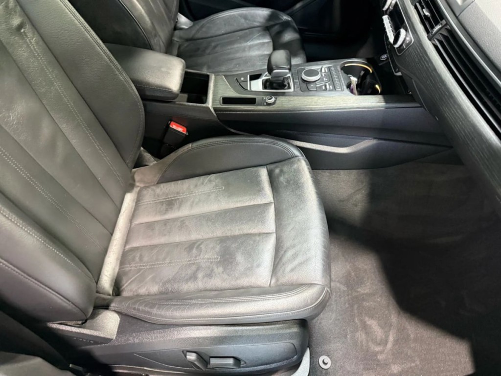 2018 Audi A4 Image 25