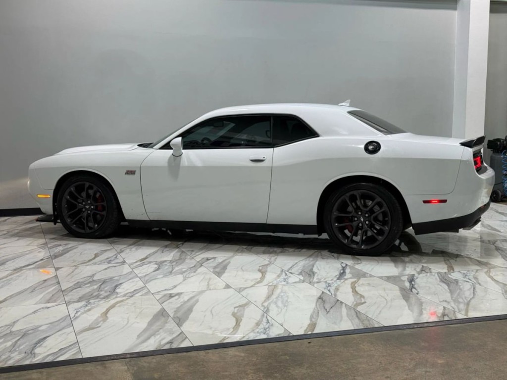 2020 Dodge Challenger Image 10