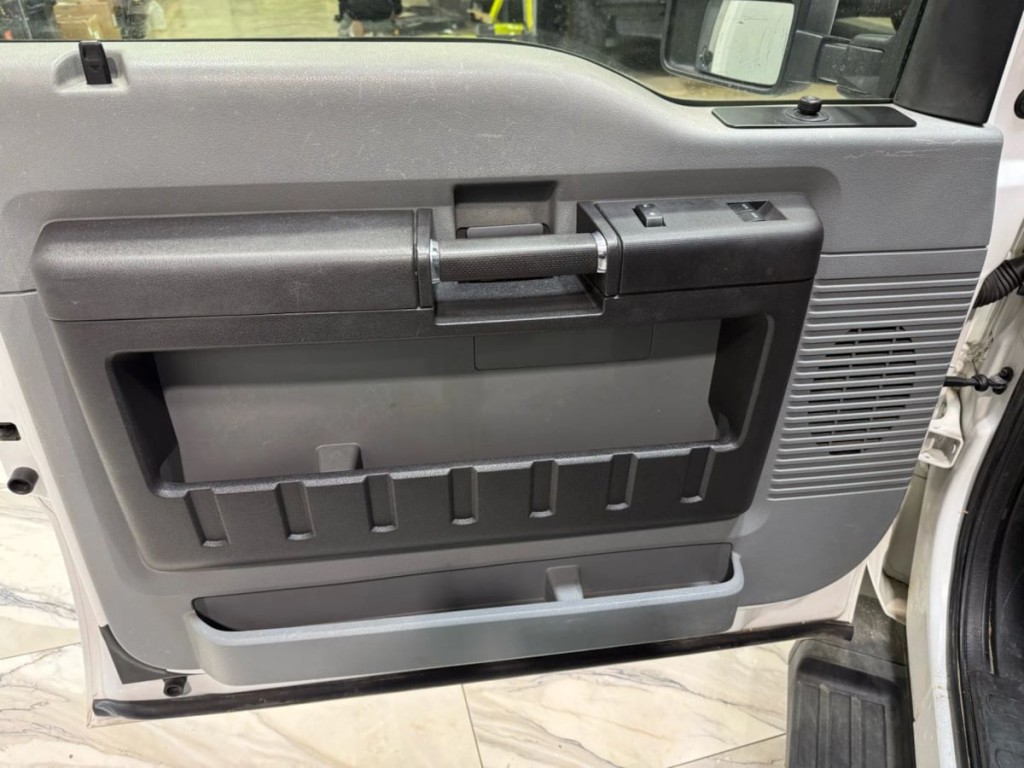 2016 Ford F-250 Image 11