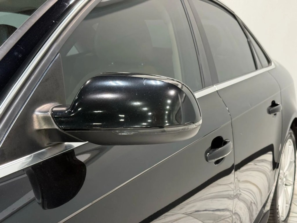 2016 Audi A4 Image 6