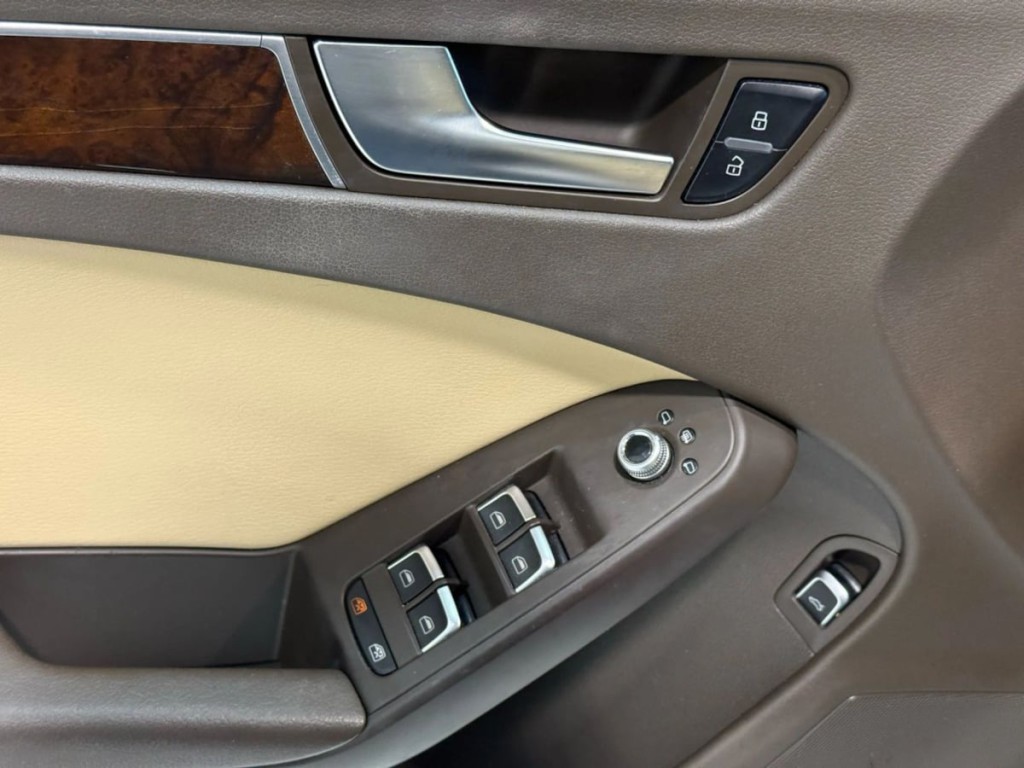 2016 Audi A4 Image 8