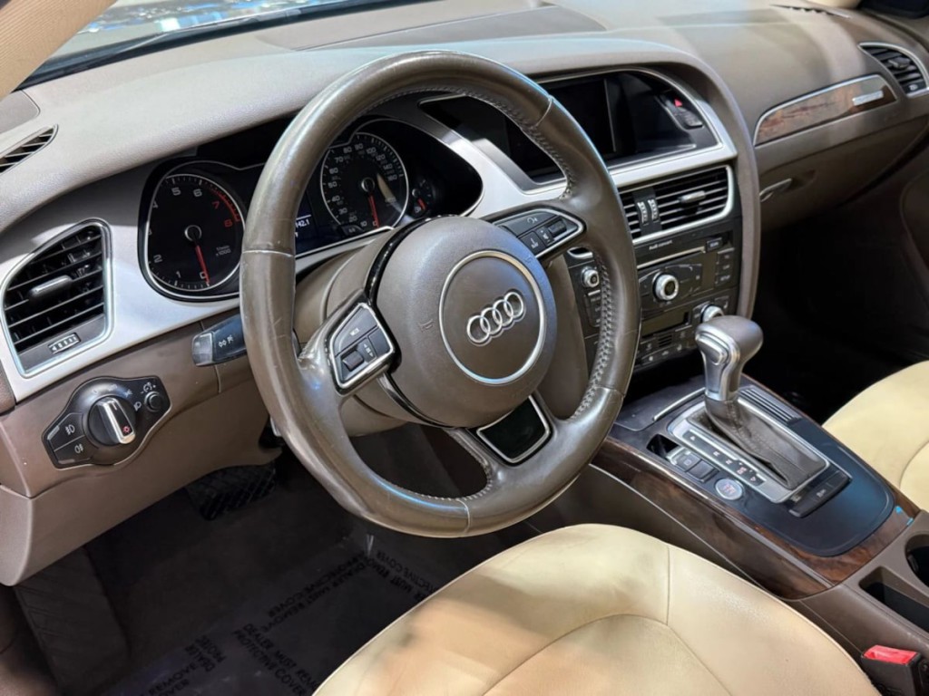 2016 Audi A4 Image 9