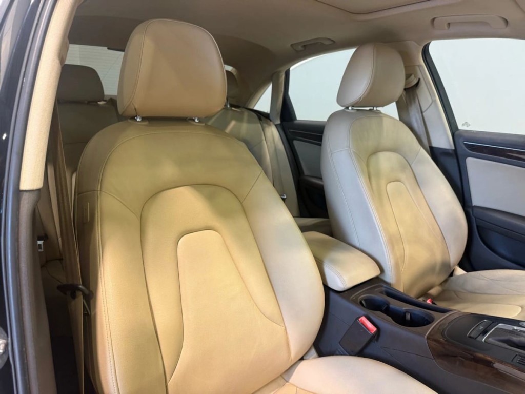 2016 Audi A4 Image 22