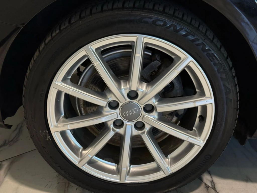 2016 Audi A4 Image 27