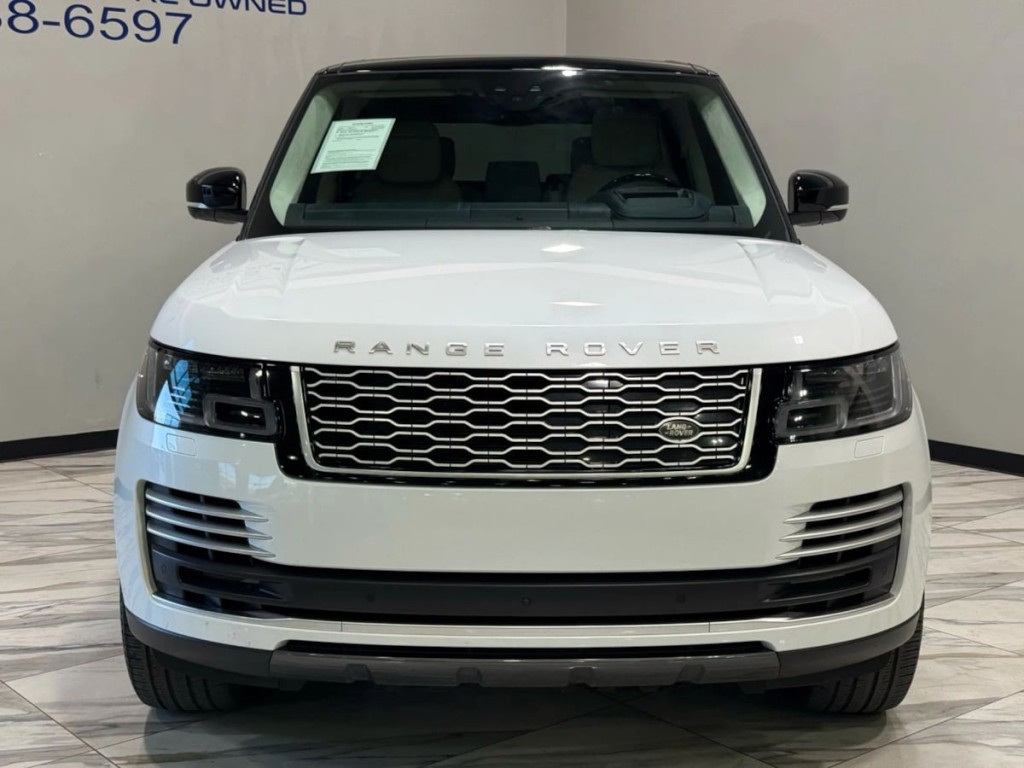2020 Land Rover Range Rover Image 3