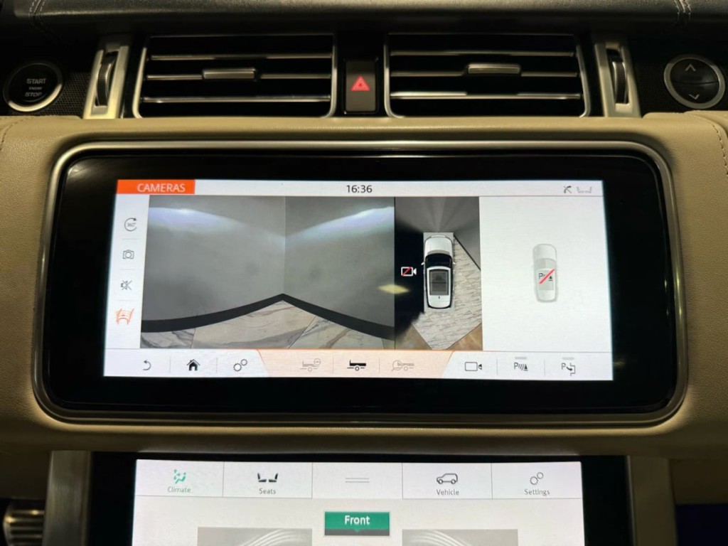 2020 Land Rover Range Rover Image 21