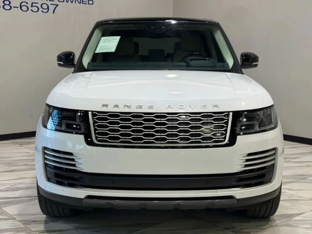 2020 Land Rover Range Rover Image 3